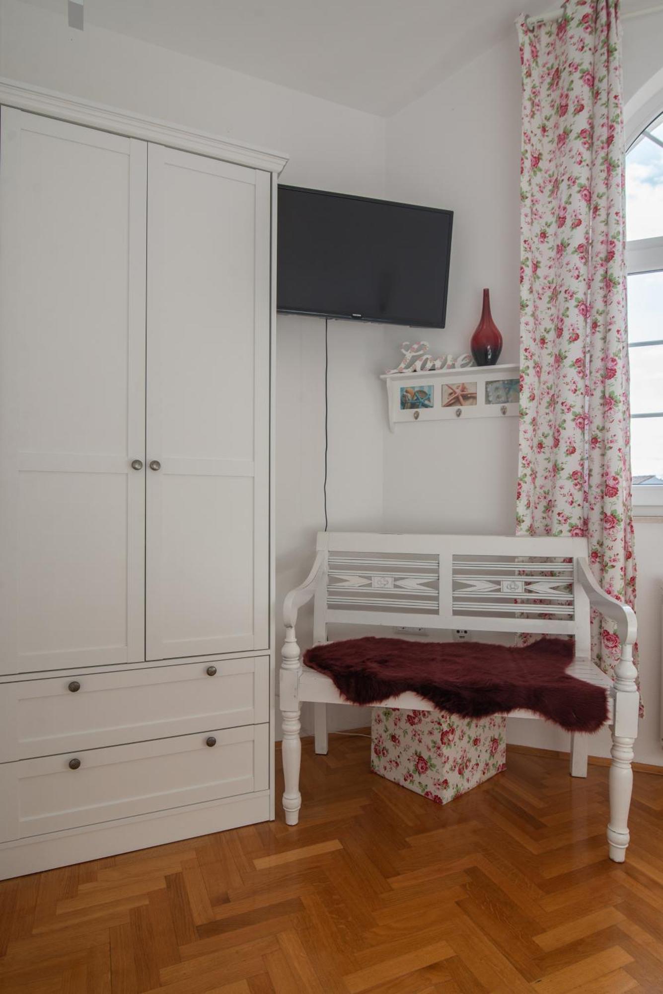 פאז'אנה Hotel Villa Vera 2 מראה חיצוני תמונה